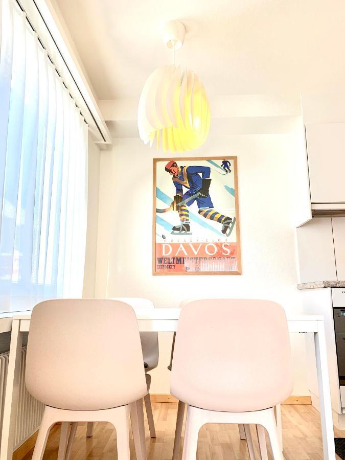 Holiday Apartment Bolgen - Close To Everything! Bolgen, Jakobshorn, Bus Stop, Train Station, Supermarket, Ski School, Ski Rentals, Restaurants And More! Davos Ngoại thất bức ảnh